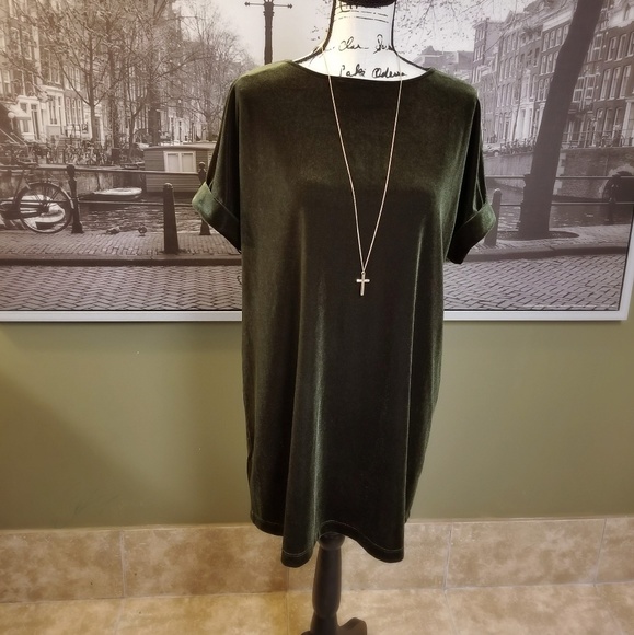 NWOT Ecoté Urban Outfitters velour green dress SZM - Picture 3 of 7